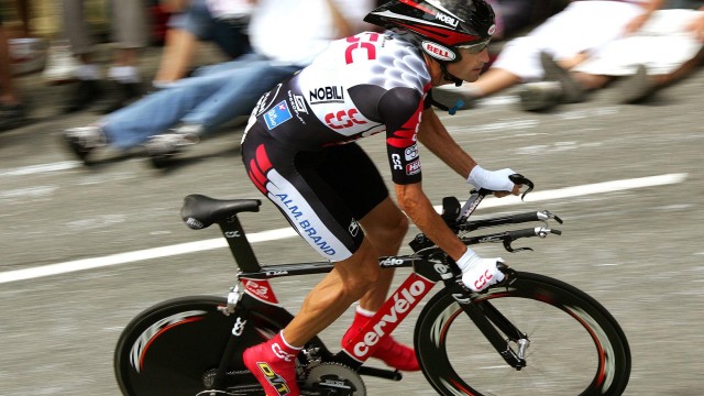 kaiyun中国官方网站-KD24分8失误，阿门12中4，火箭11分惨败马刺，赛后还有4个坏消息，火箭阿森纳